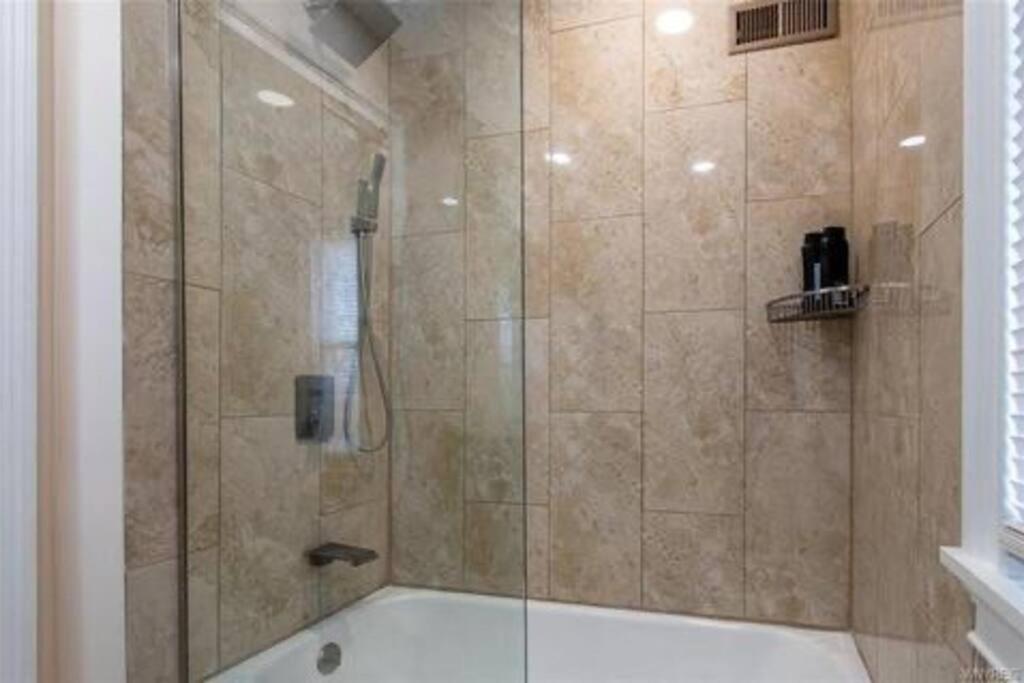 Home Away From Home On Lasalle - 3 Bd 2 Bth Slps 6 Cataratas do Niágara Exterior foto